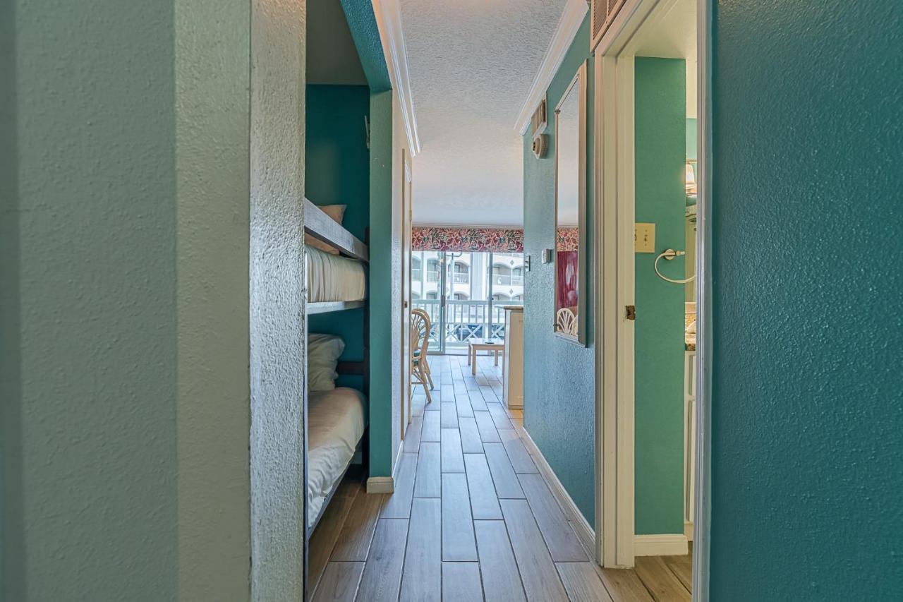 Beachside Bungalow With 2 Pools Galveston Exterior foto